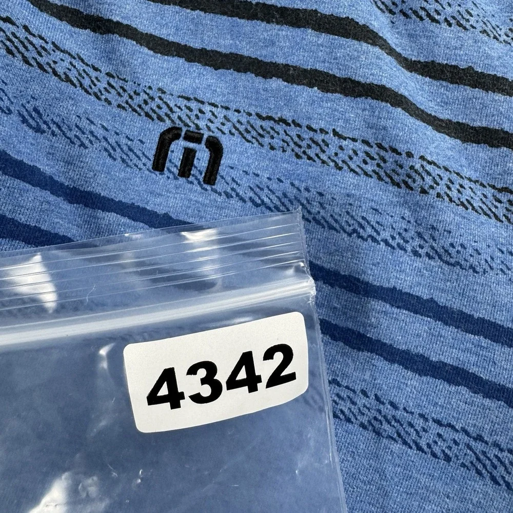 Travis Mathew Blue Striped Performance Long Sleeve Half Zip Golf Sweater Mens M